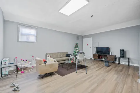 8420 South Burley Avenue Chicago IL 60617