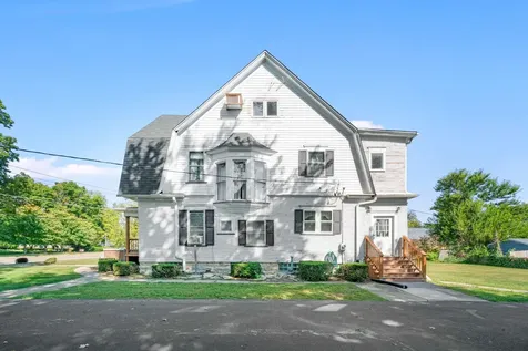 407 Ottawa Street Earlville IL 60518