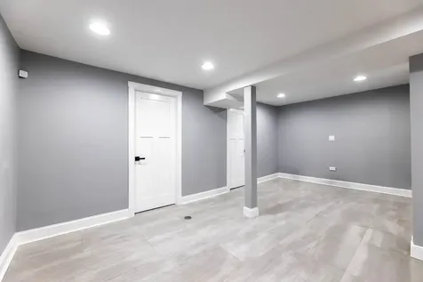 7545 South Rhodes Avenue Chicago IL 60619