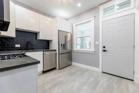7545 South Rhodes Avenue Chicago IL 60619
