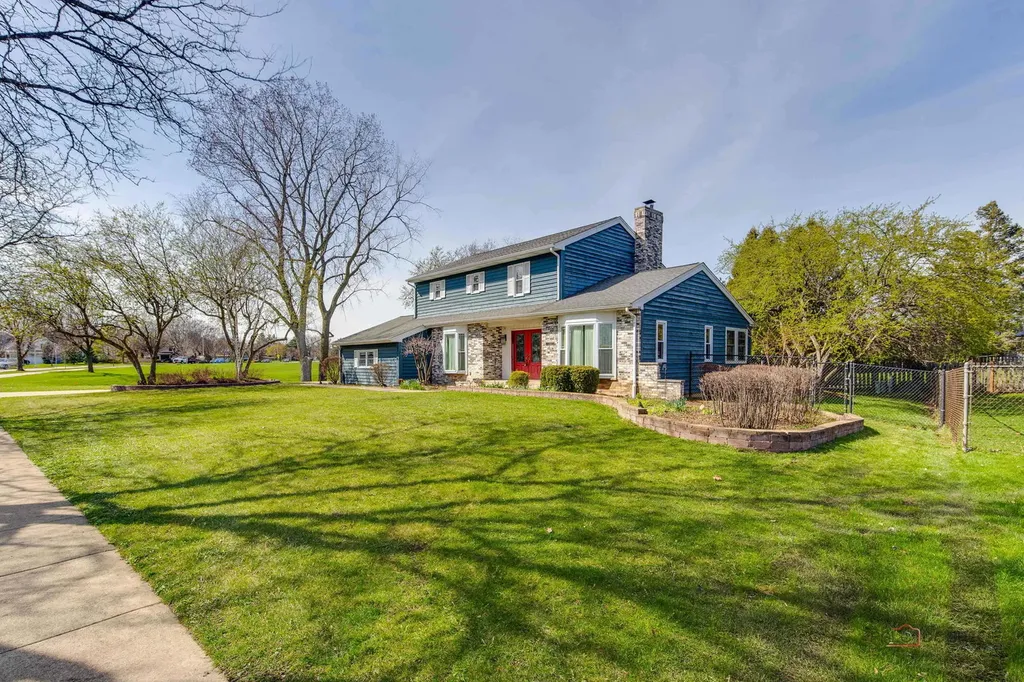 2326 West Weathersfield Way Schaumburg IL 60193