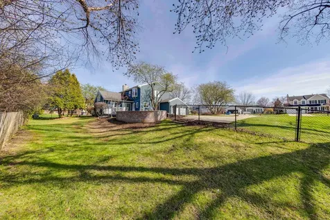 2326 West Weathersfield Way Schaumburg IL 60193