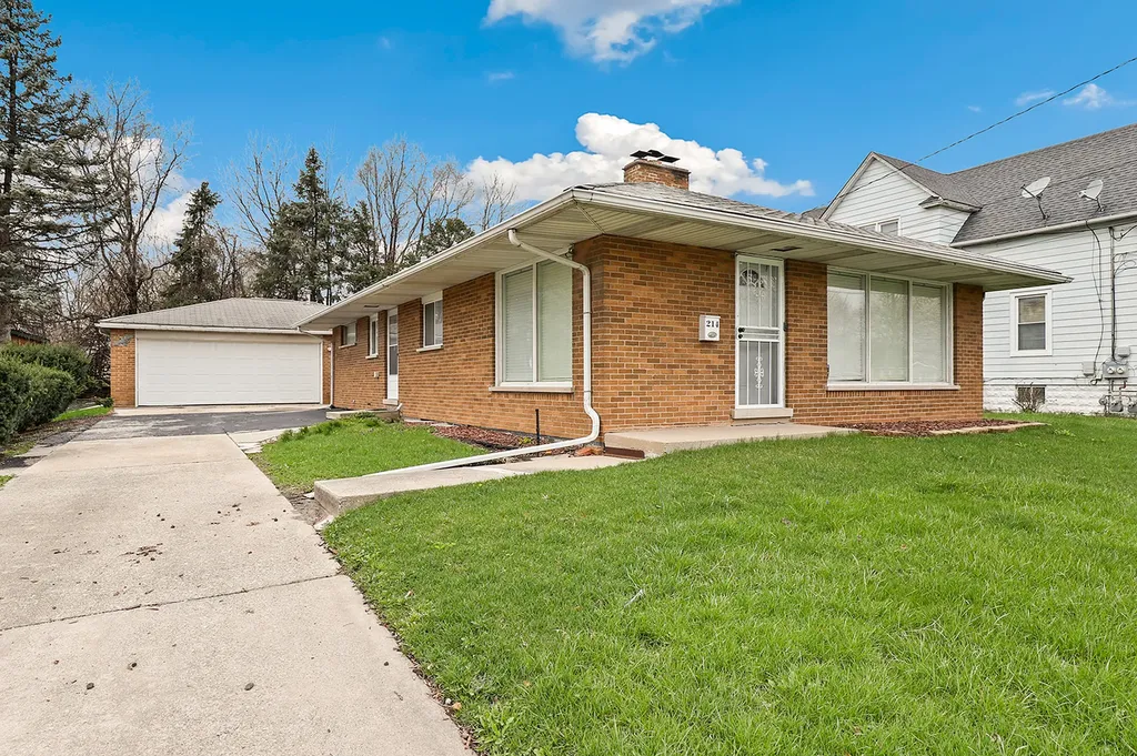 214 North Hunter Street Thornton IL 60476