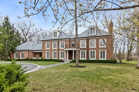 575 Stable Lane Lake Forest IL 60045