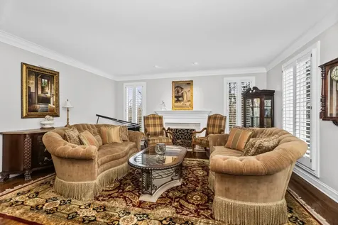 575 Stable Lane Lake Forest IL 60045