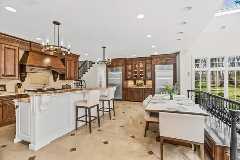 575 Stable Lane Lake Forest IL 60045