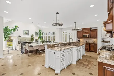 575 Stable Lane Lake Forest IL 60045