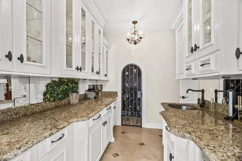 575 Stable Lane Lake Forest IL 60045