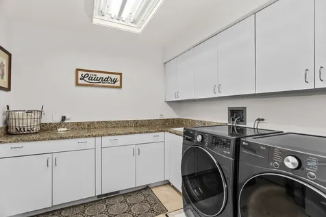 575 Stable Lane Lake Forest IL 60045