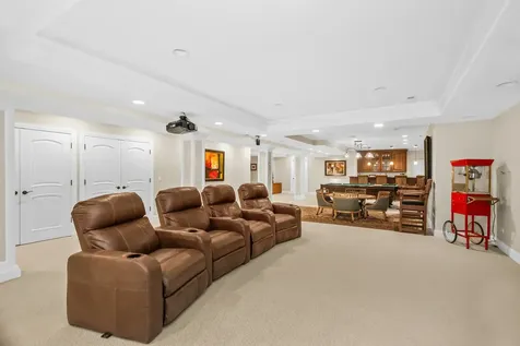 575 Stable Lane Lake Forest IL 60045