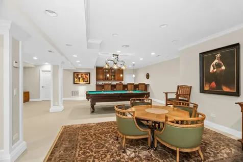 575 Stable Lane Lake Forest IL 60045