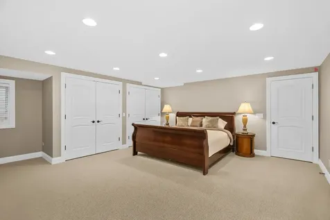 575 Stable Lane Lake Forest IL 60045