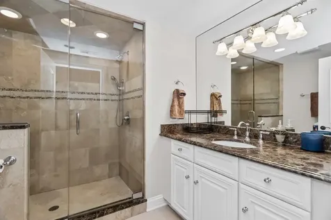 575 Stable Lane Lake Forest IL 60045