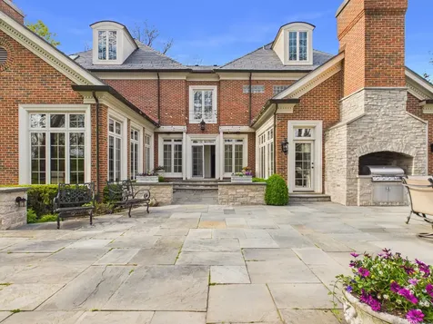 575 Stable Lane Lake Forest IL 60045