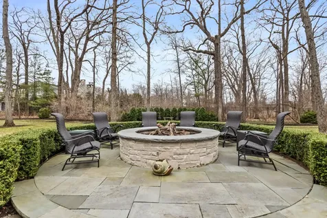 575 Stable Lane Lake Forest IL 60045
