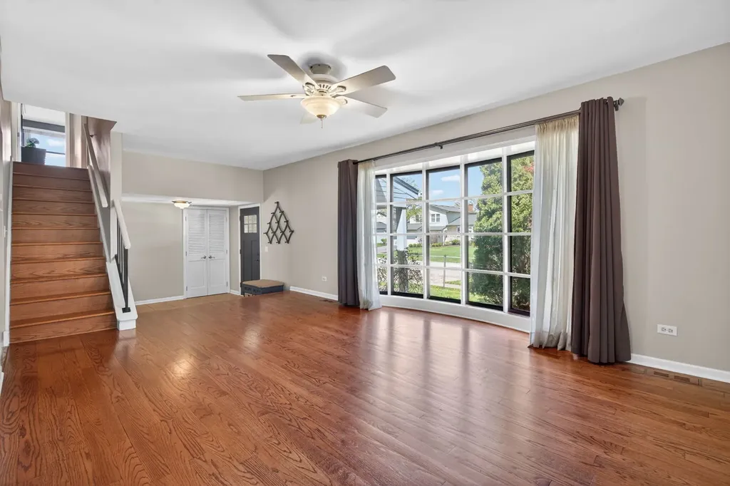 525 Revere Avenue Westmont IL 60559