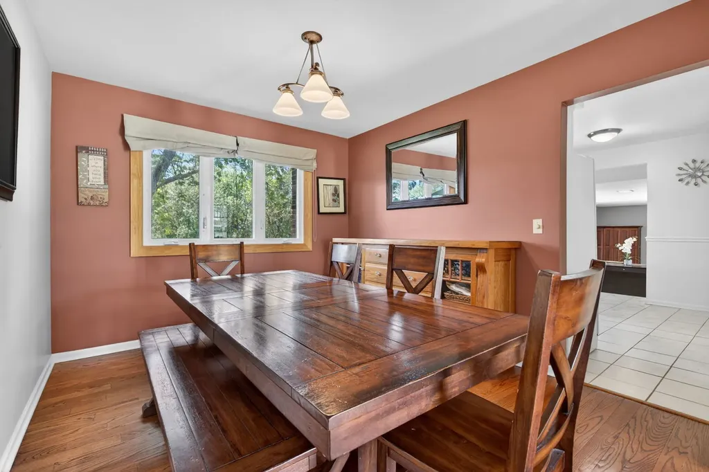 525 Revere Avenue Westmont IL 60559