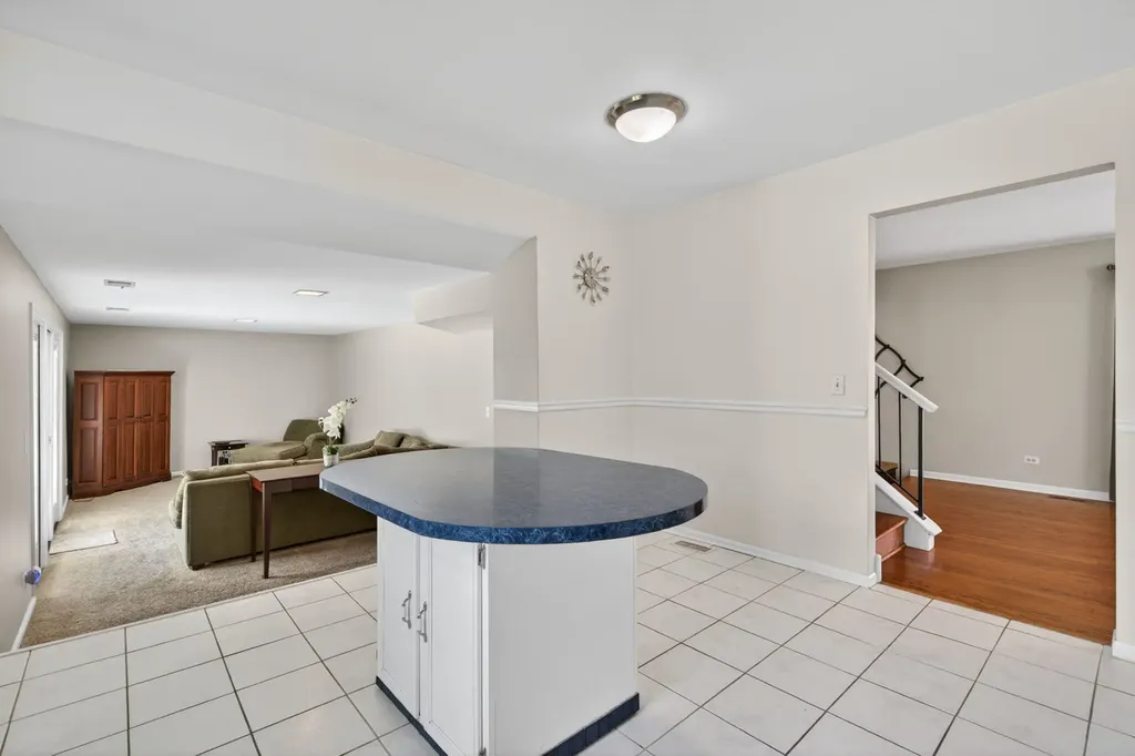 525 Revere Avenue Westmont IL 60559