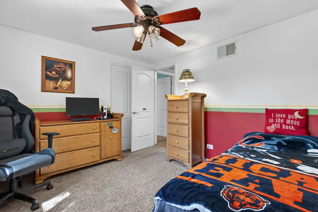 525 Revere Avenue Westmont IL 60559