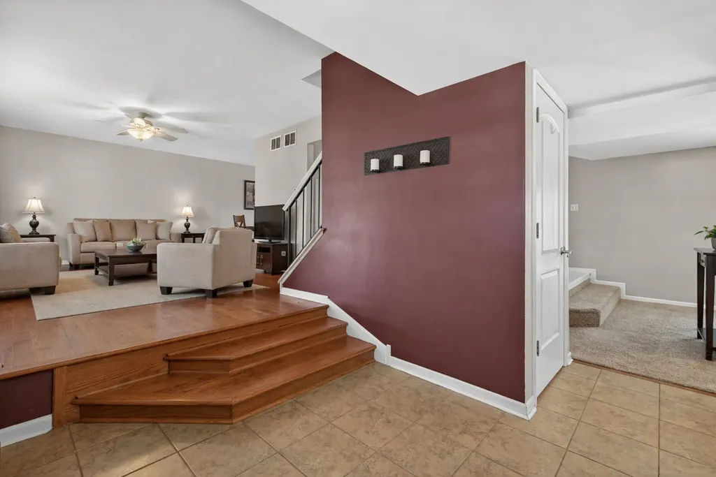 525 Revere Avenue Westmont IL 60559