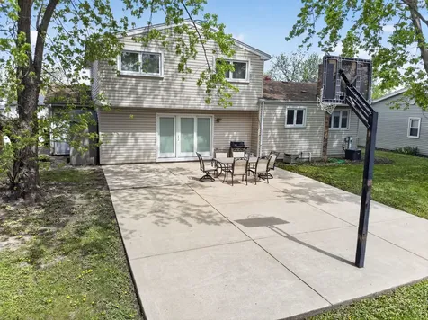 525 Revere Avenue Westmont IL 60559