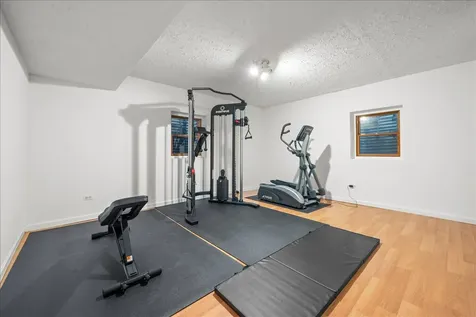 860 Heather Road Deerfield IL 60015