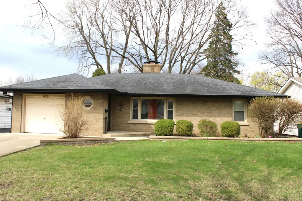 1717 West Acres Road Joliet IL 60435