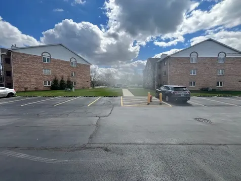 18320 Robin Lane Homewood IL 60430