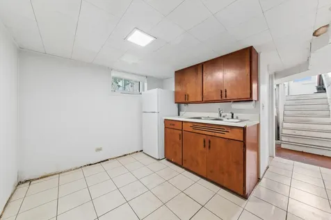 6948 West Berwyn Avenue Chicago IL 60656