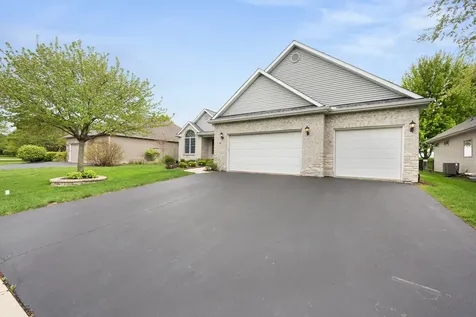 223 Quinlan Avenue Dekalb IL 60115