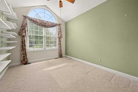 223 Quinlan Avenue Dekalb IL 60115