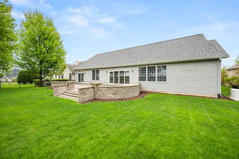 223 Quinlan Avenue Dekalb IL 60115