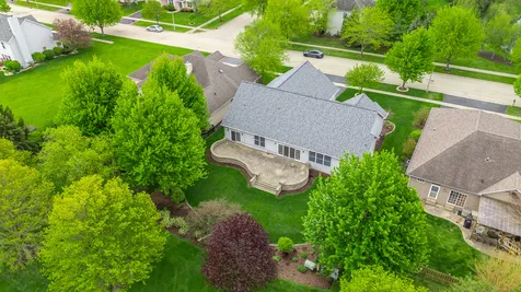 223 Quinlan Avenue Dekalb IL 60115