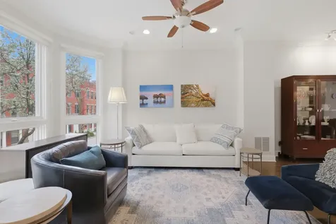 449 North Clinton Street Chicago IL 60654