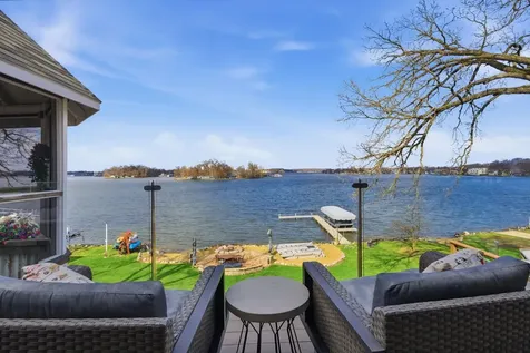 531 Circle Drive Fox Lake IL 60020