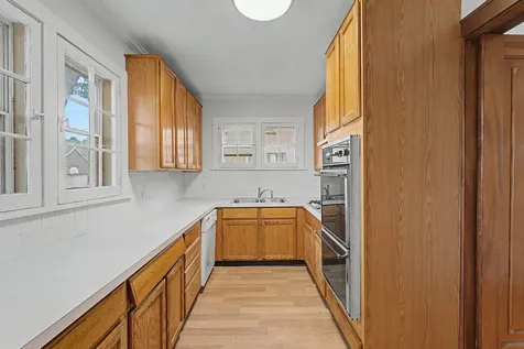 24 North Belmont Avenue Arlington Heights IL 60004