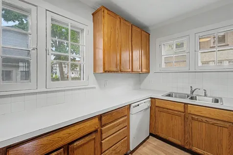 24 North Belmont Avenue Arlington Heights IL 60004