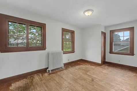24 North Belmont Avenue Arlington Heights IL 60004
