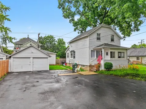 24 North Belmont Avenue Arlington Heights IL 60004
