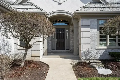 5399 South Pointe Court Long Grove IL 60047