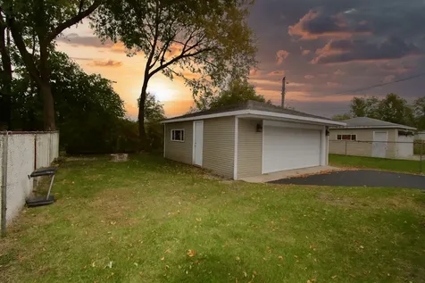 16637 Paulina Street Markham IL 60428