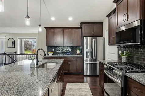 6007 Roughleaf Avenue Bloomington IL 61705