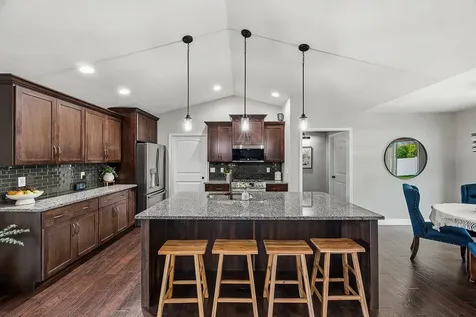 6007 Roughleaf Avenue Bloomington IL 61705