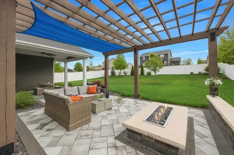 6007 Roughleaf Avenue Bloomington IL 61705