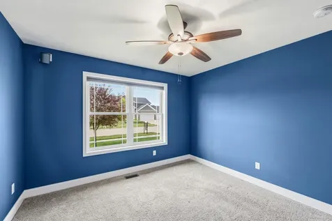 6007 Roughleaf Avenue Bloomington IL 61705