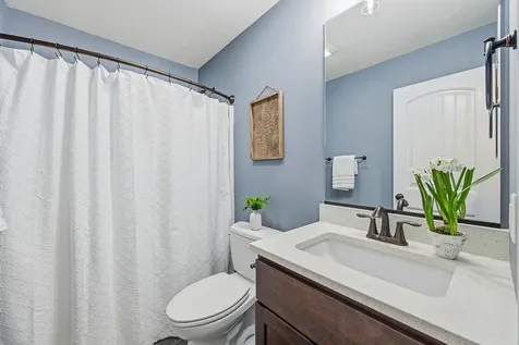 6007 Roughleaf Avenue Bloomington IL 61705
