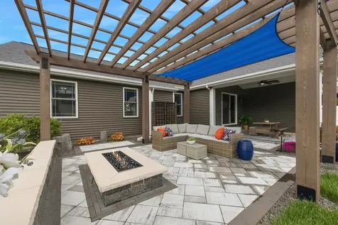 6007 Roughleaf Avenue Bloomington IL 61705