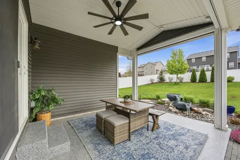 6007 Roughleaf Avenue Bloomington IL 61705