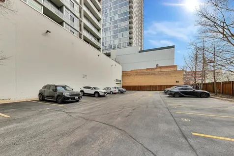 1620 South Michigan Avenue Chicago IL 60616