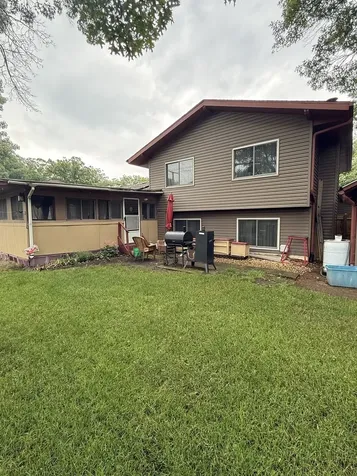 2219 Fiesta Drive Joliet IL 60432